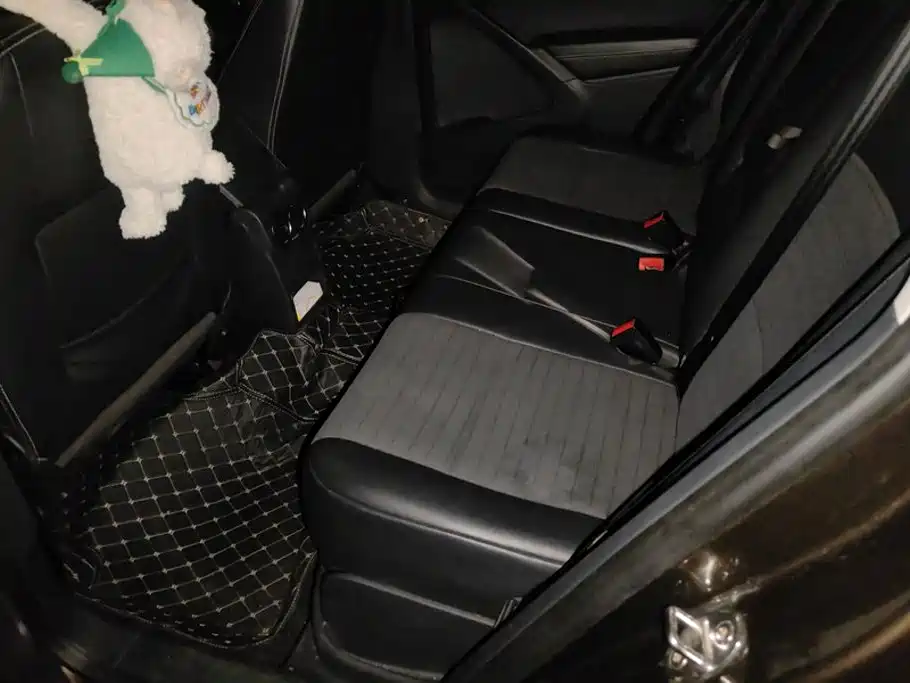 Volkswagen Tiguan — миниатюра 11