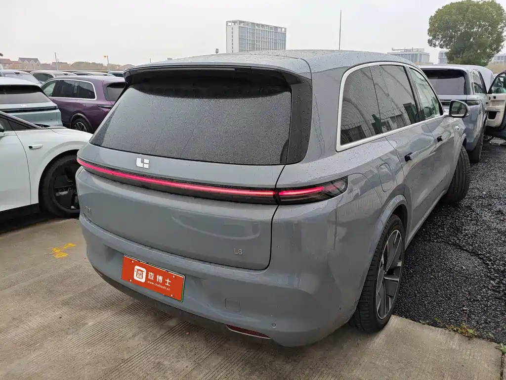 Li Auto IDEAL L8