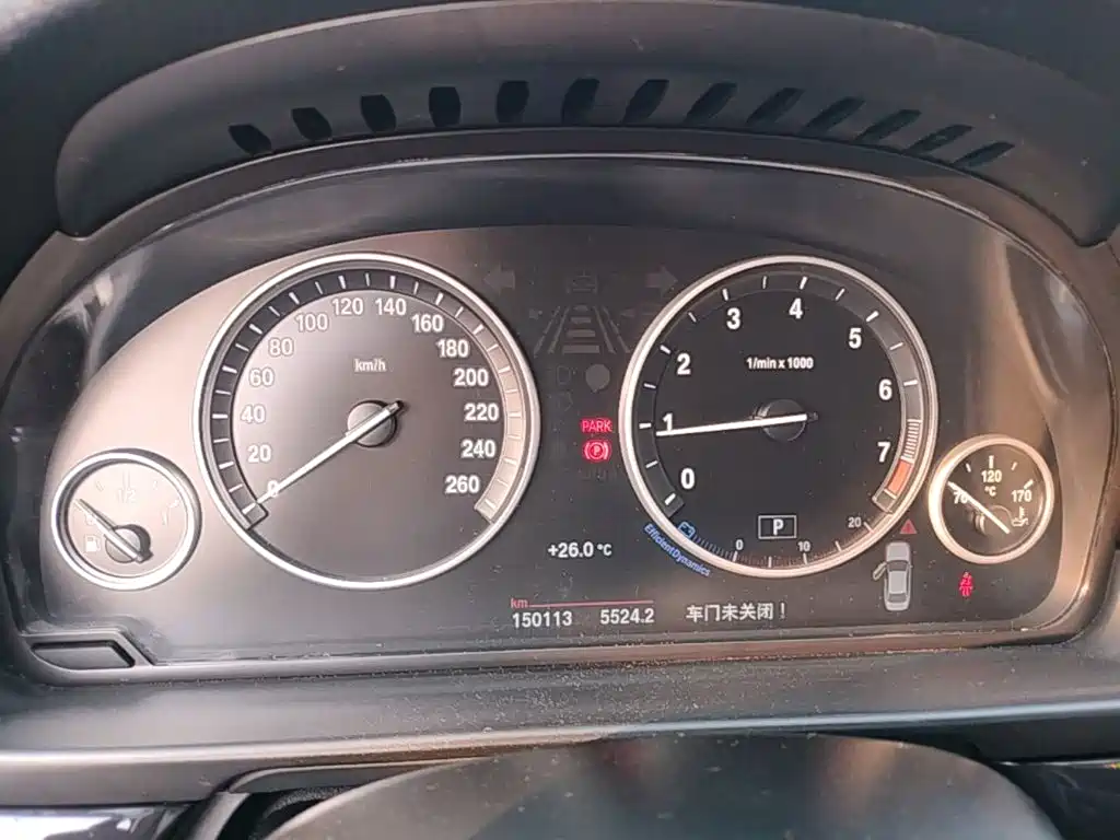 BMW 5 Series — миниатюра 12