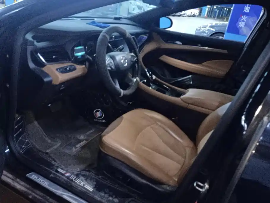 Buick LaCrosse — миниатюра 9