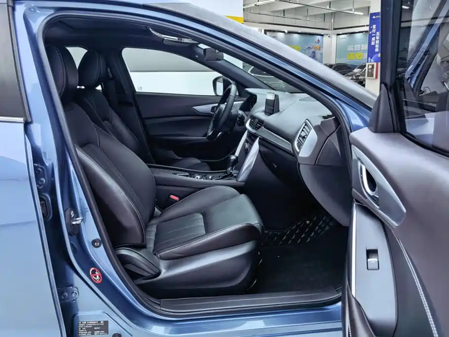 Mazda CX-4 — миниатюра 8