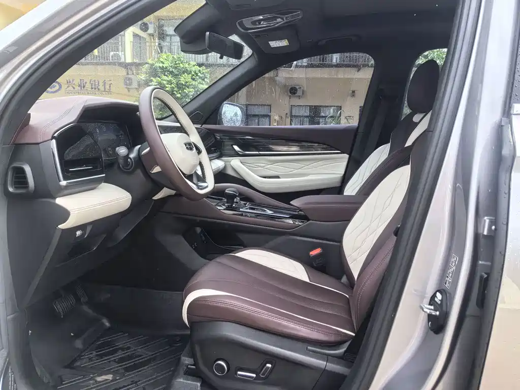 Geely Xingyue L — миниатюра 11