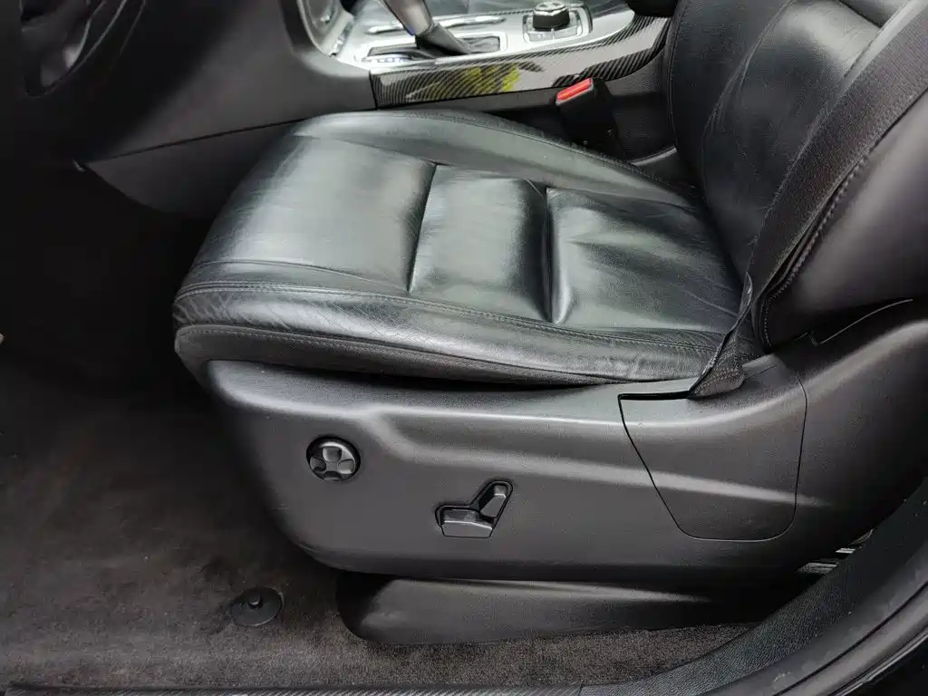 Jeep Grand Cherokee (Import) — миниатюра 20
