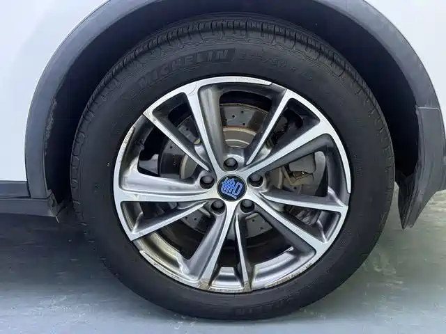 BYD Tang New Energy — миниатюра 7