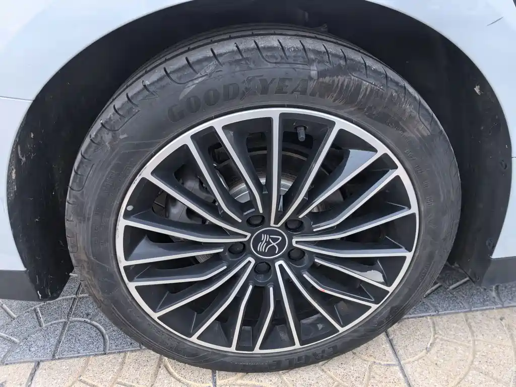 BYD Han — миниатюра 9