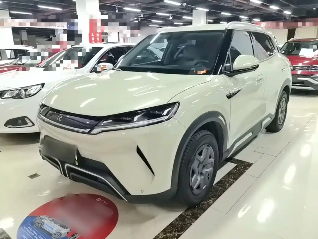 BYD Yuan UP — миниатюра 2