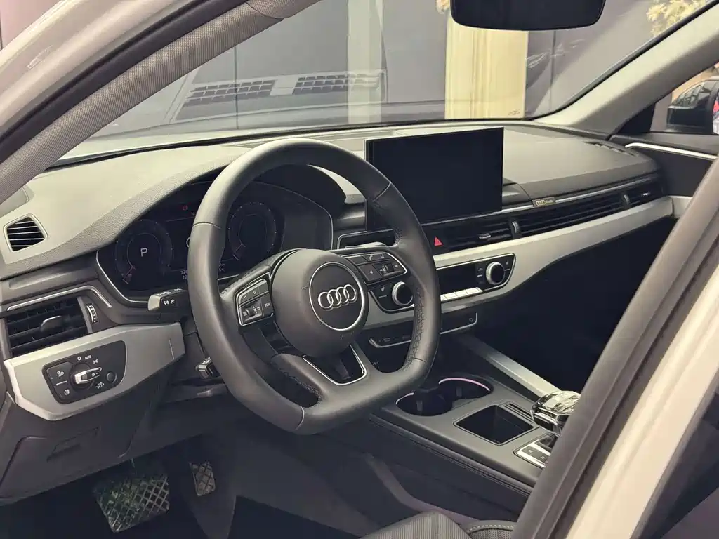 Audi A4L — миниатюра 4
