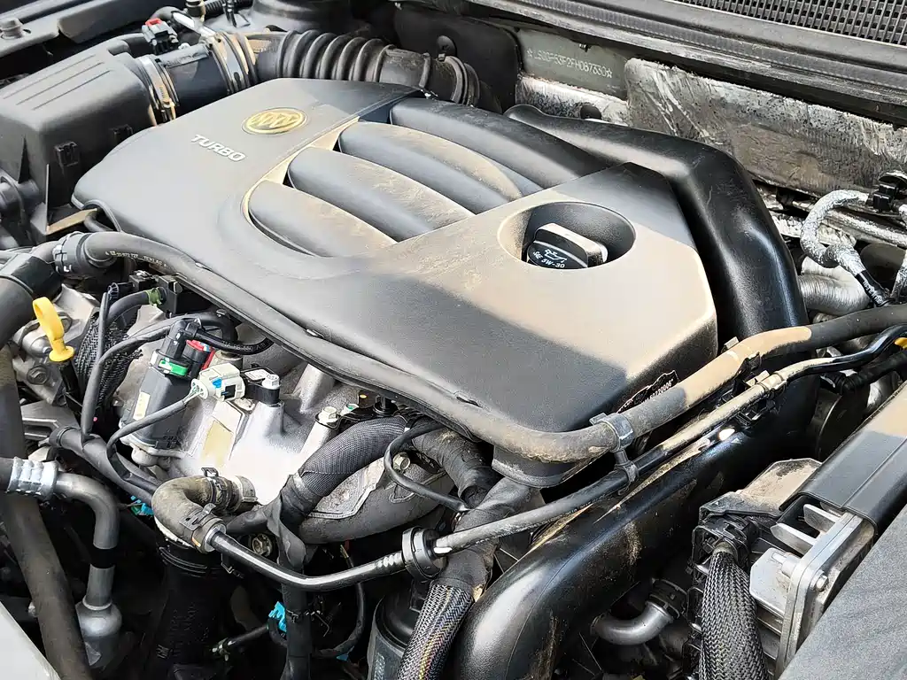 Buick LaCrosse — миниатюра 9