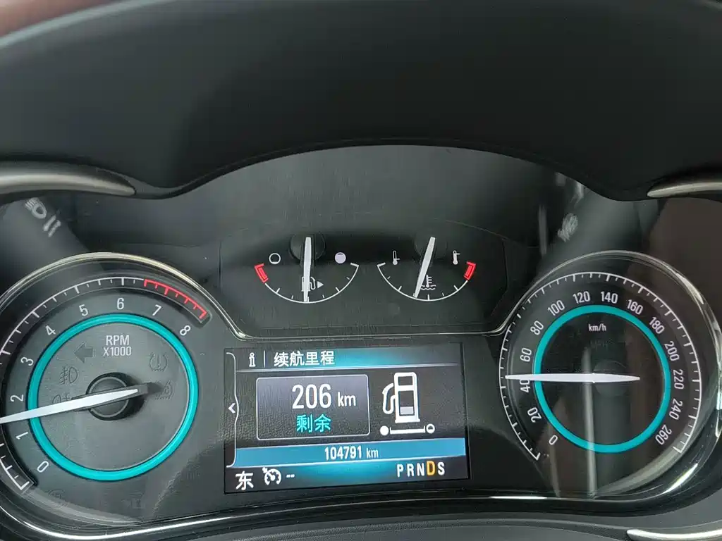 Buick LaCrosse — миниатюра 5