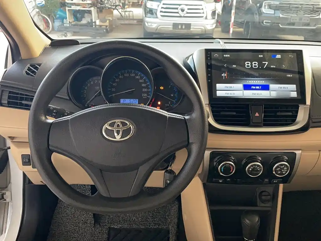 Toyota Vios FS — миниатюра 13