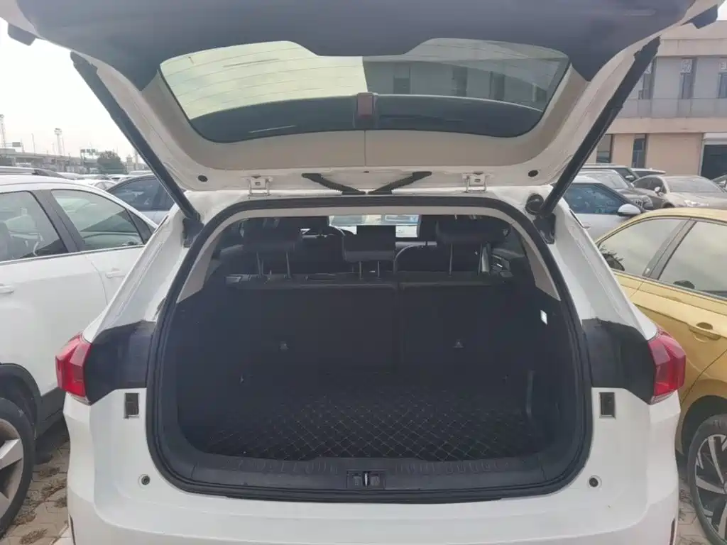 Wey Wey VV6 — миниатюра 15