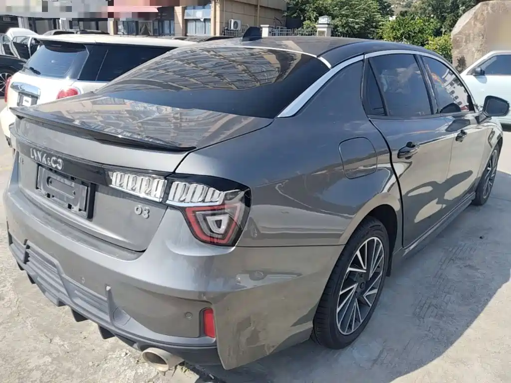 Lynk & Co 03 — миниатюра 7