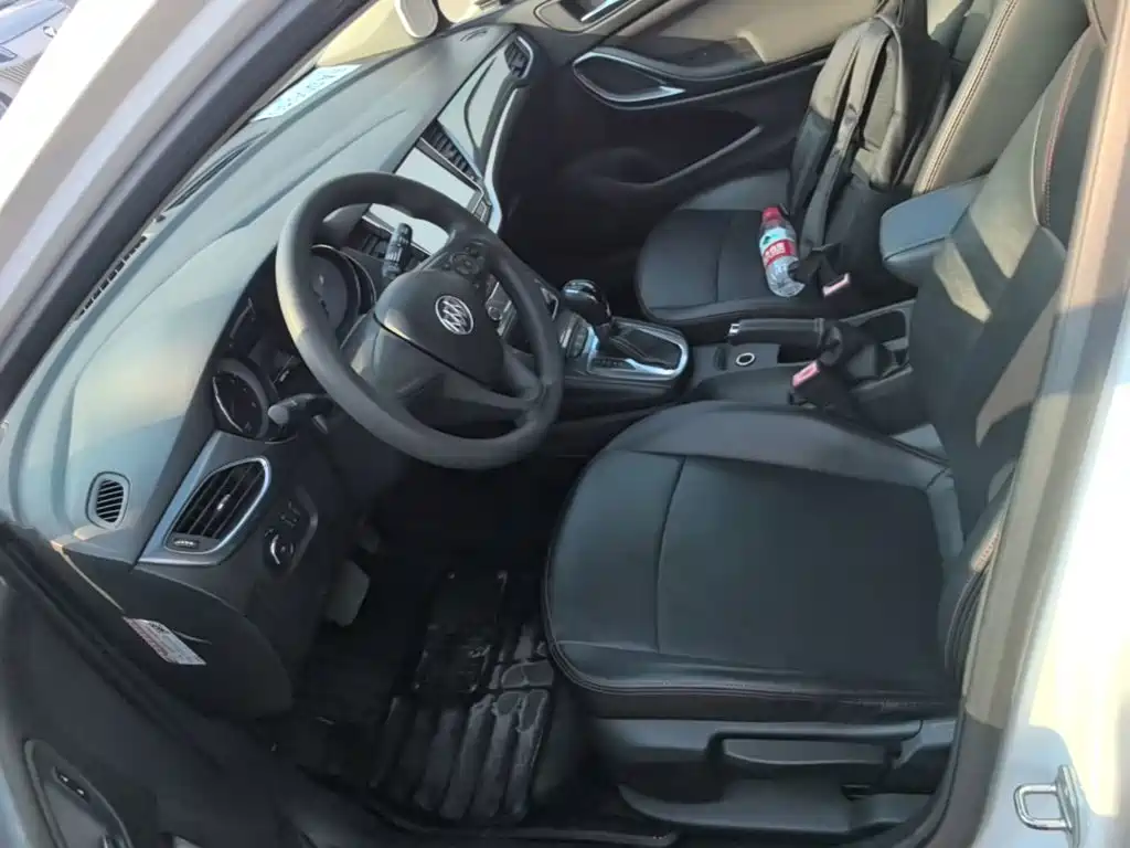 Buick Verano — миниатюра 15