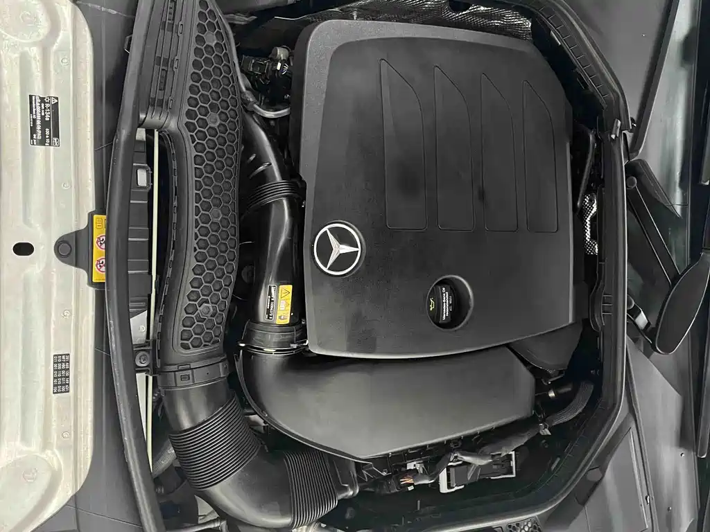 Mercedes-Benz C-Class — миниатюра 24