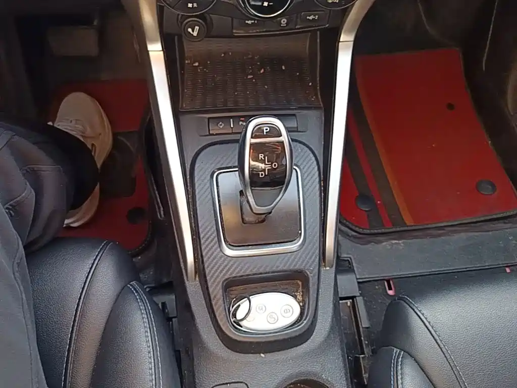 BYD Yuan EV — миниатюра 14