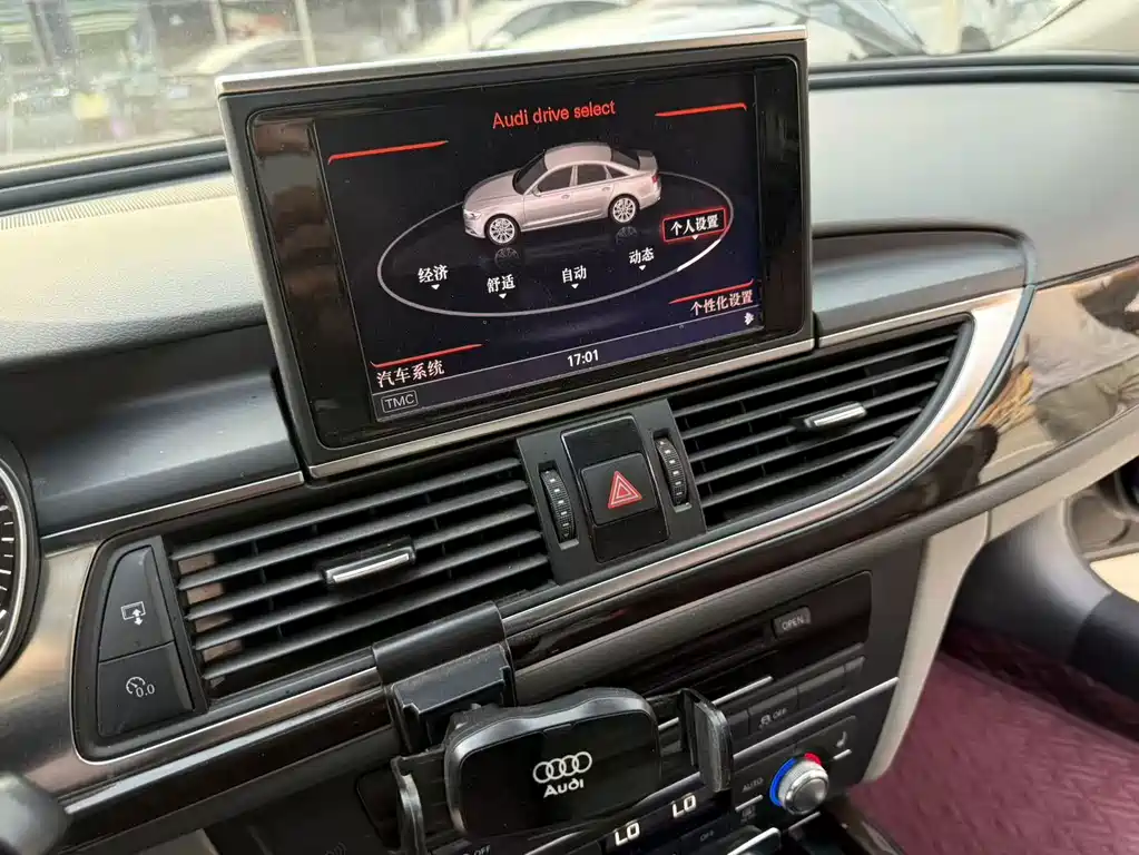 Audi A6L — миниатюра 12