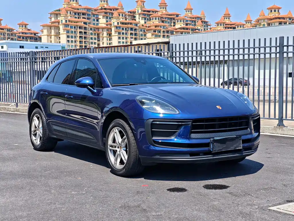 Porsche Macan — миниатюра 3