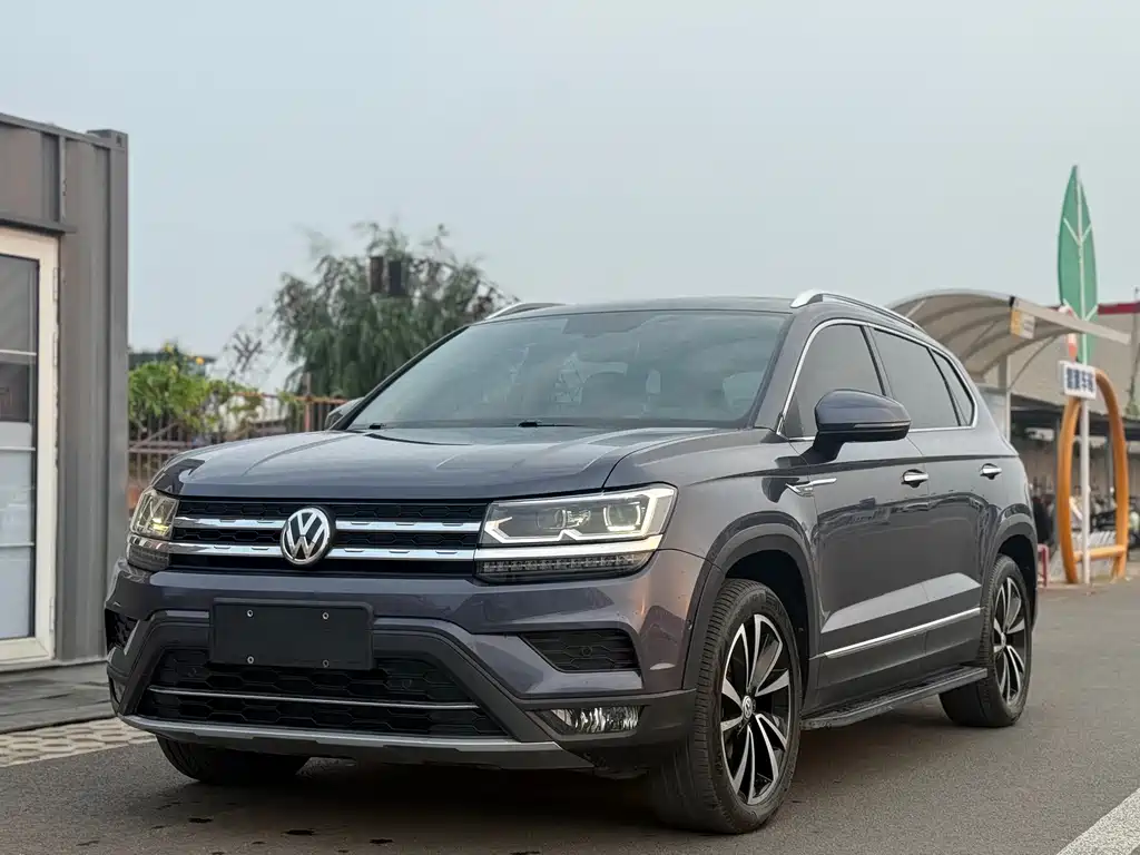 Volkswagen Tharu