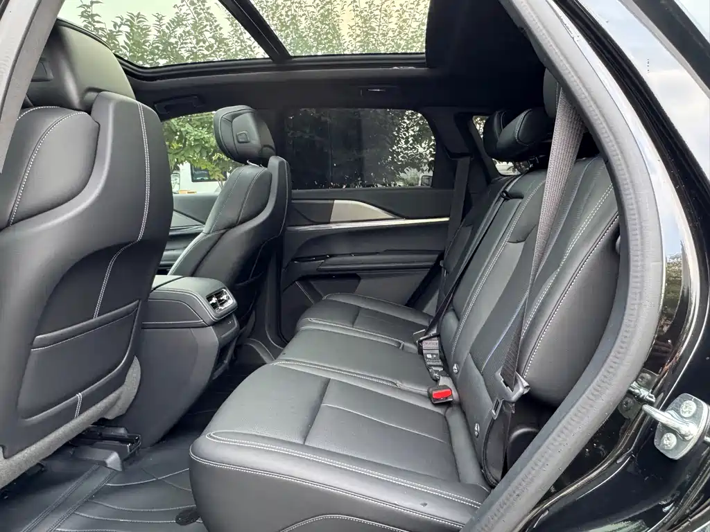 Cadillac XT5 — миниатюра 13