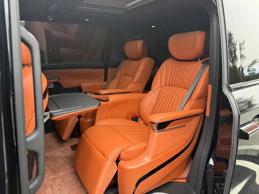 GAC Motor Trumpchi M8 — миниатюра 6
