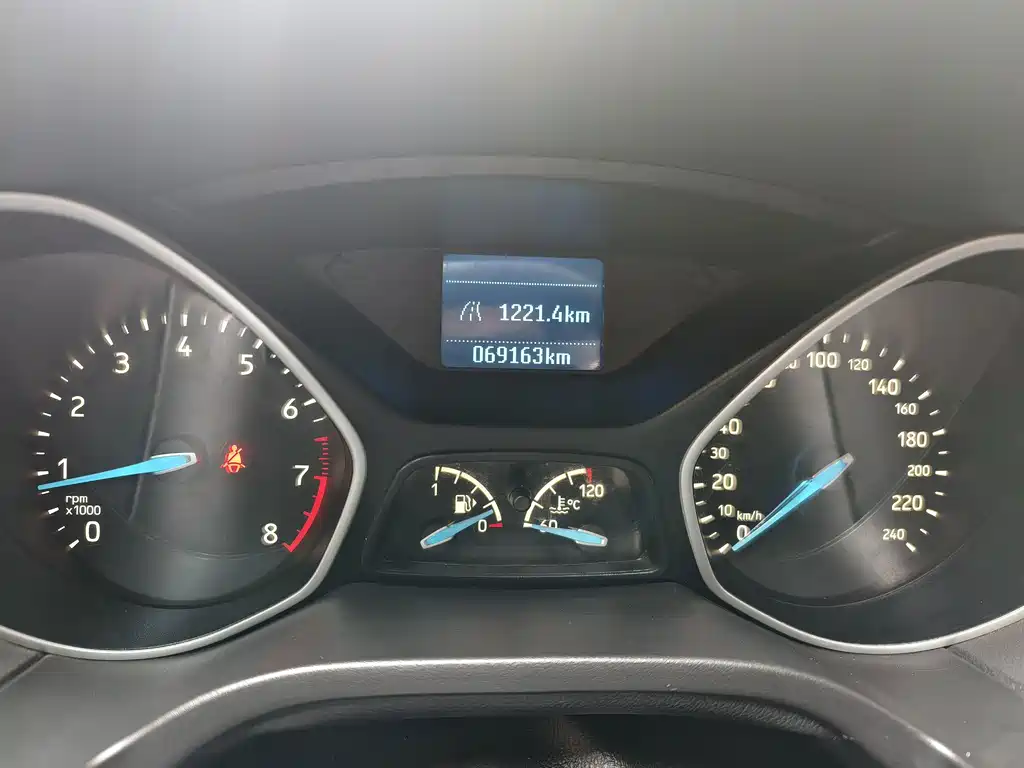 Ford Focus — миниатюра 11