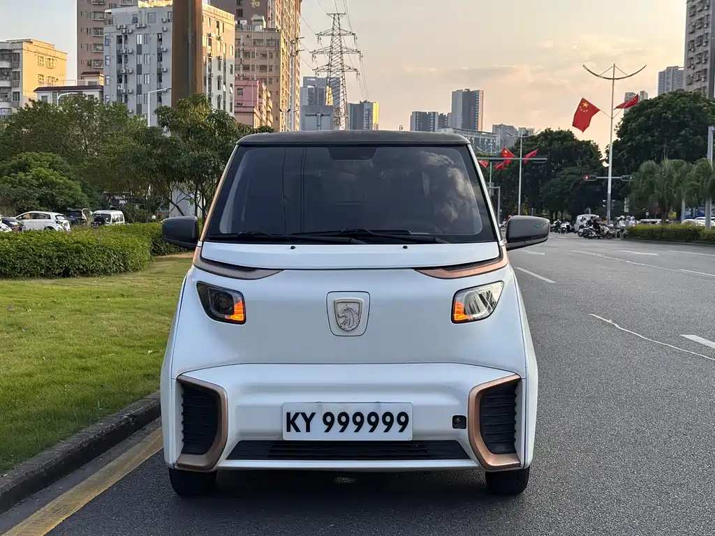 Baojun E200 — миниатюра 2