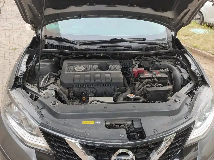 Nissan Tiida — миниатюра 10