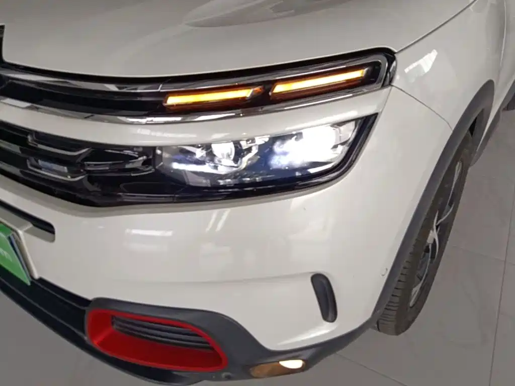 Citroen C5 AIRCROSS — миниатюра 24