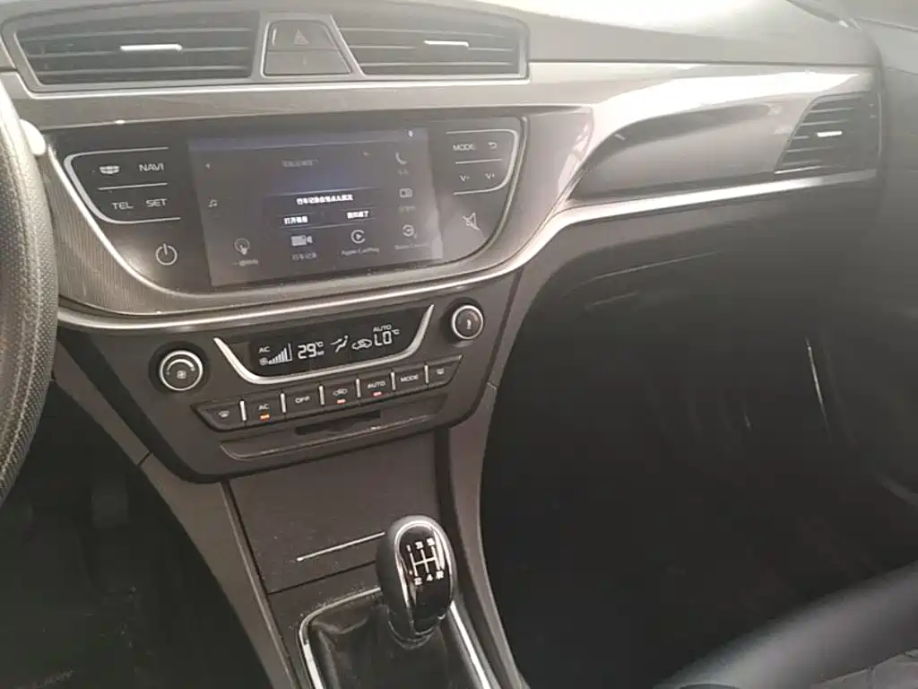 Geely Emgrand — миниатюра 18
