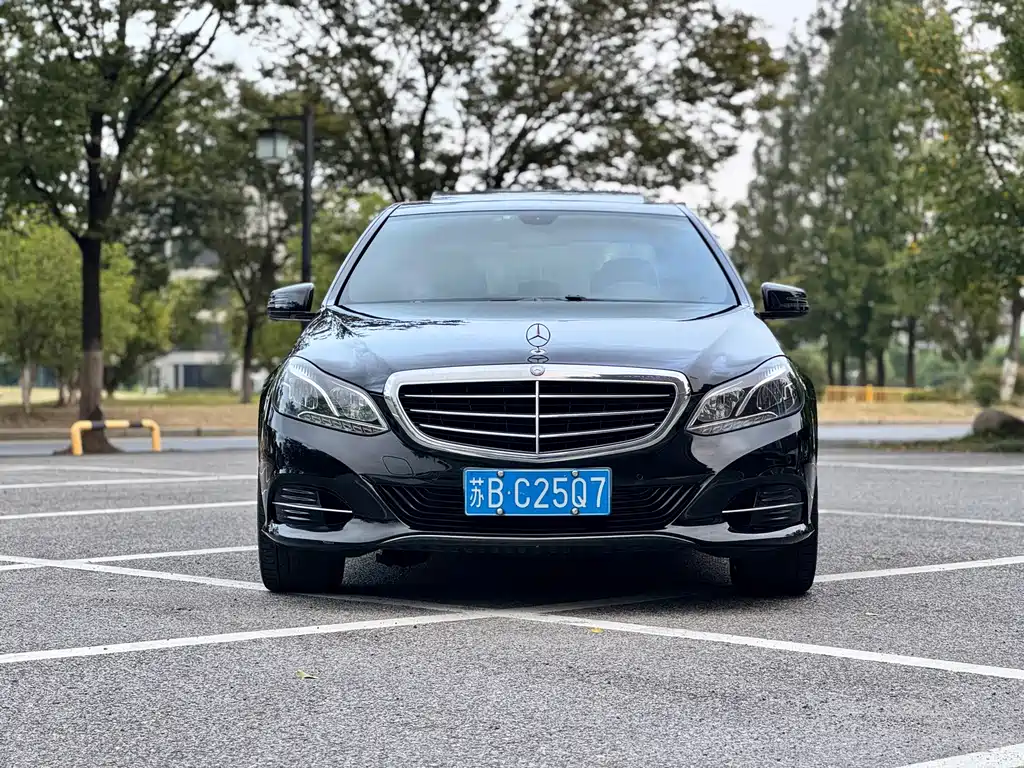 Mercedes-Benz E-Class — миниатюра 4
