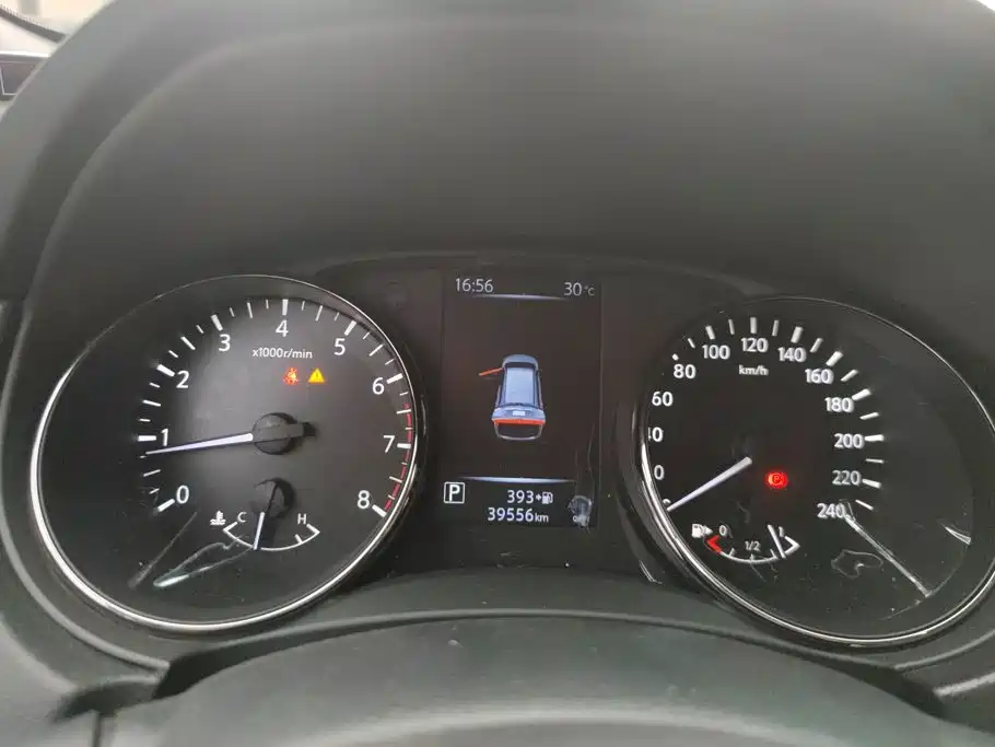 Nissan X-Trail — миниатюра 14