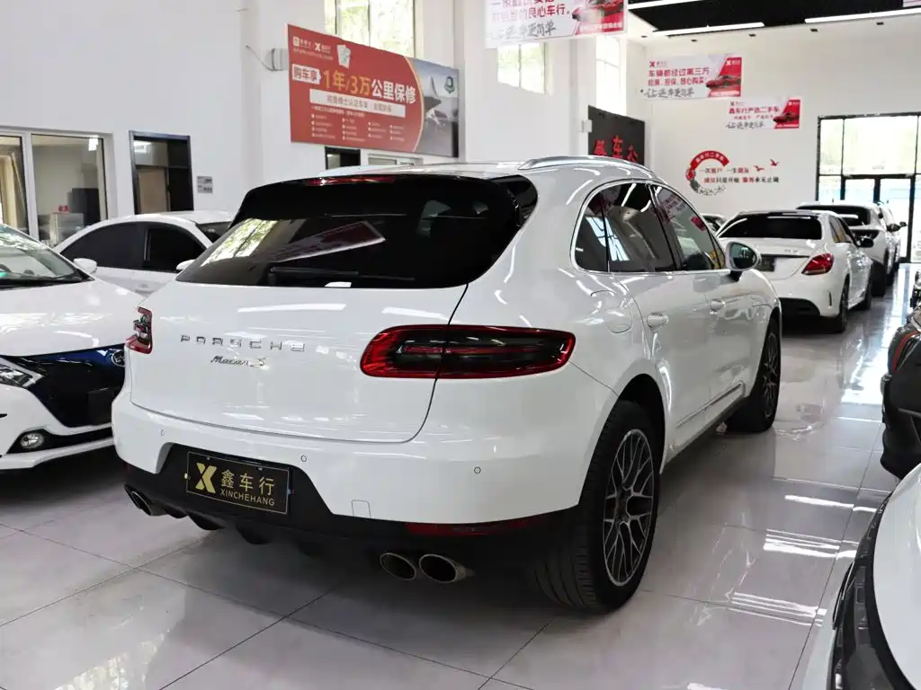 Porsche Macan — миниатюра 9