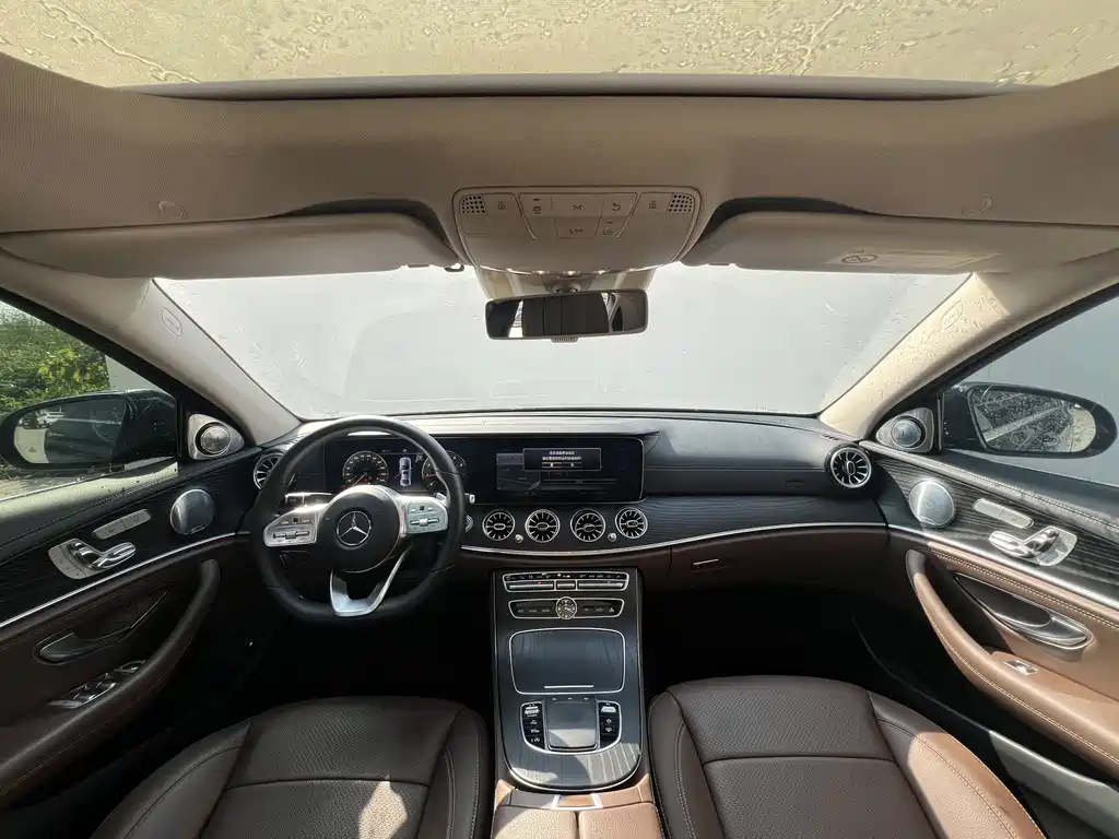 Mercedes-Benz E-Class E 2020 E 300 L Sport