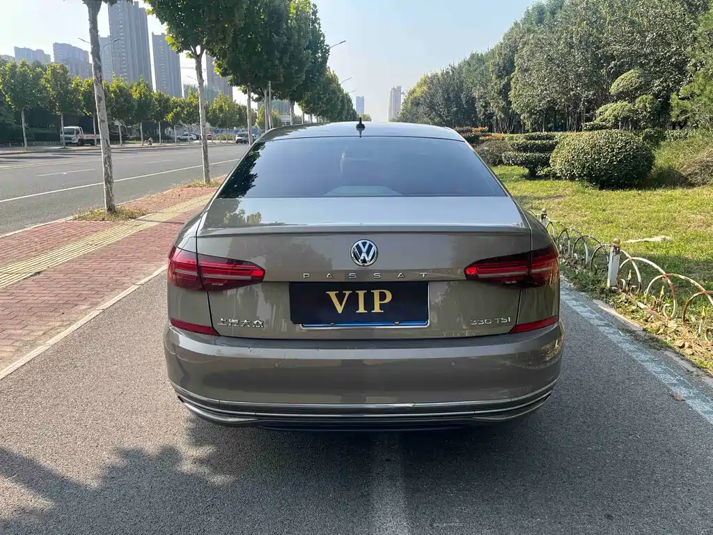 Volkswagen Passat — миниатюра 9