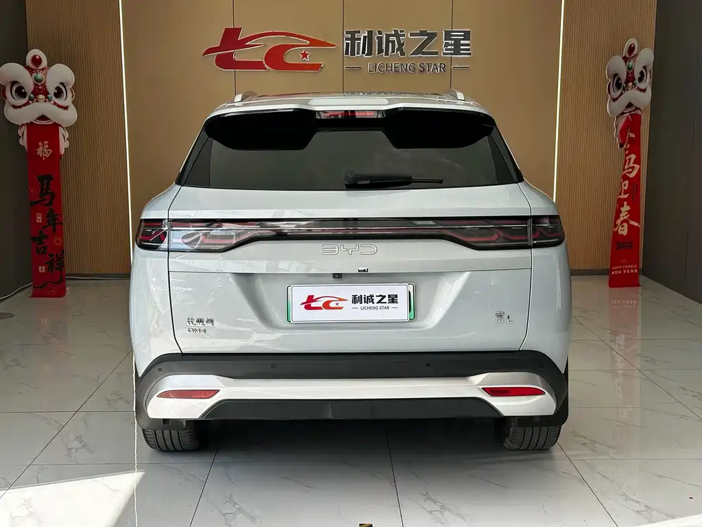BYD L DM-i — миниатюра 5