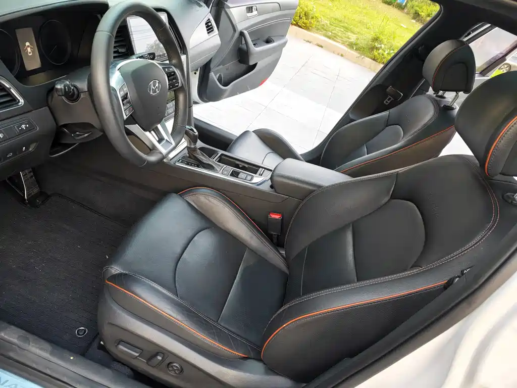 Hyundai Sonata — миниатюра 5