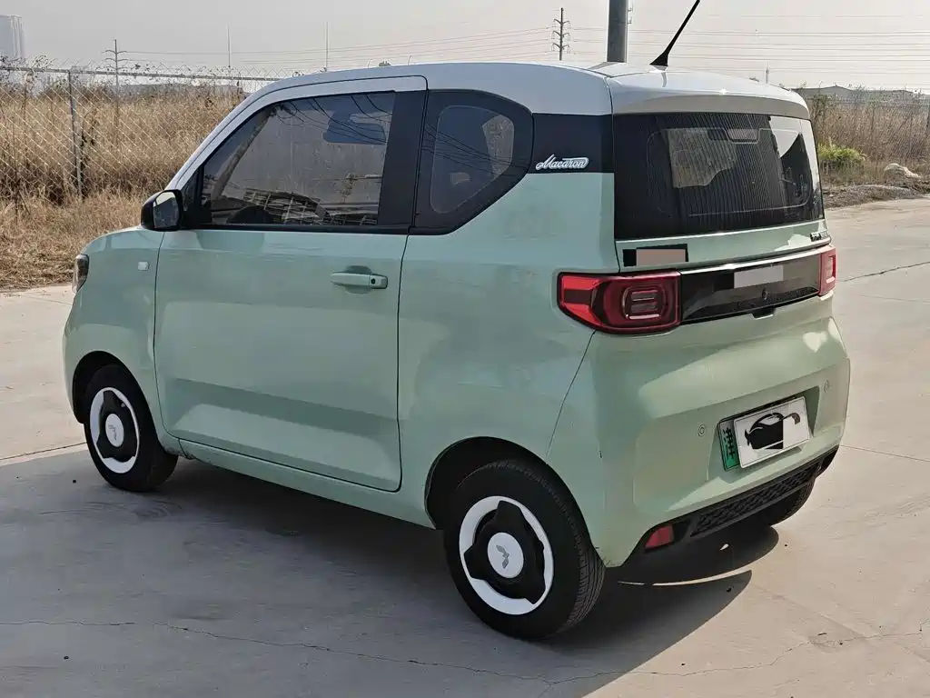 Wuling MINIEV — миниатюра 4