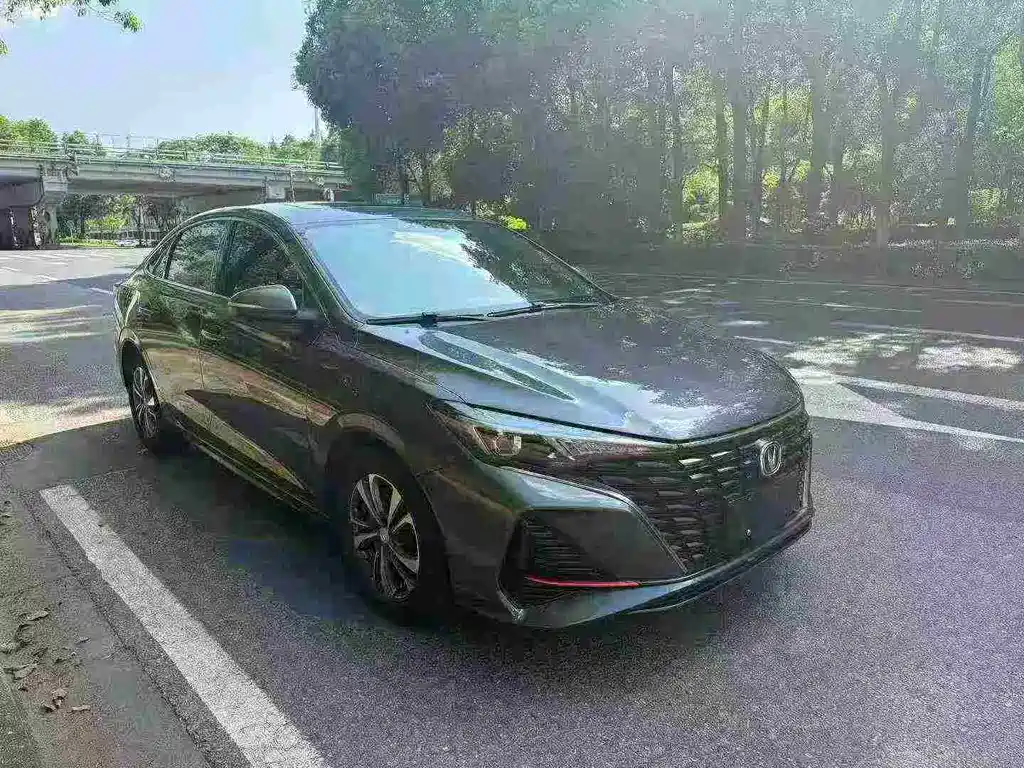 Changan Eado — миниатюра 3