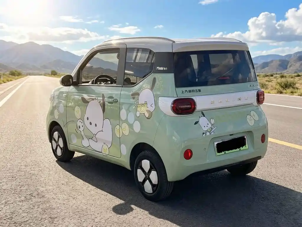 Wuling MINIEV — миниатюра 4