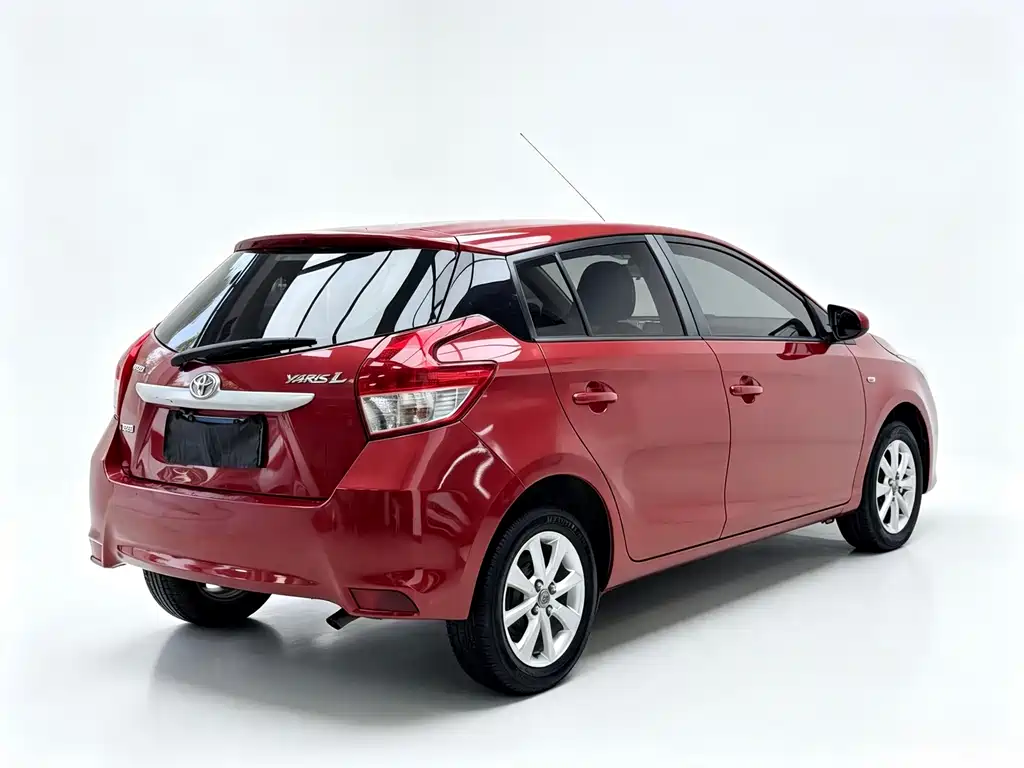 Toyota Yaris L — миниатюра 13