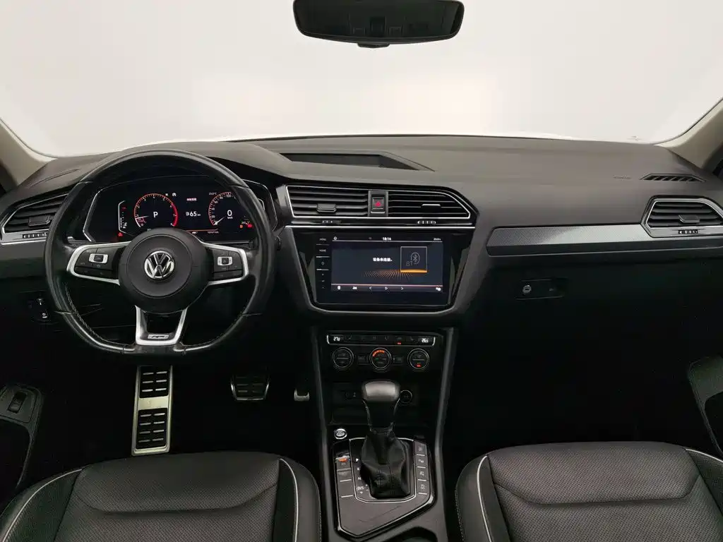 Volkswagen Tiguan L — миниатюра 5
