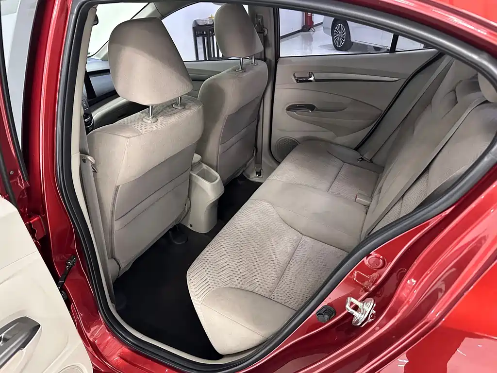 Honda City Classic — миниатюра 6
