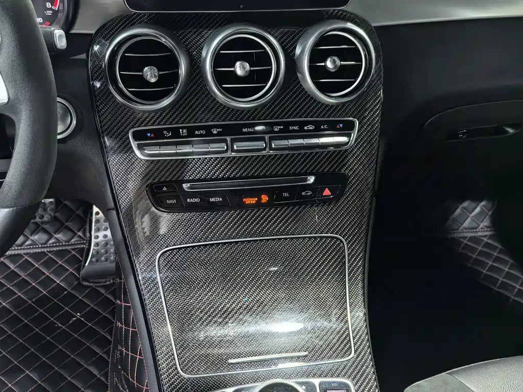 Mercedes-Benz GLC AMG — миниатюра 9