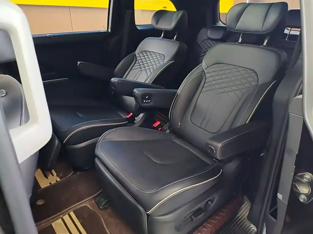 Hyundai Custo — миниатюра 17