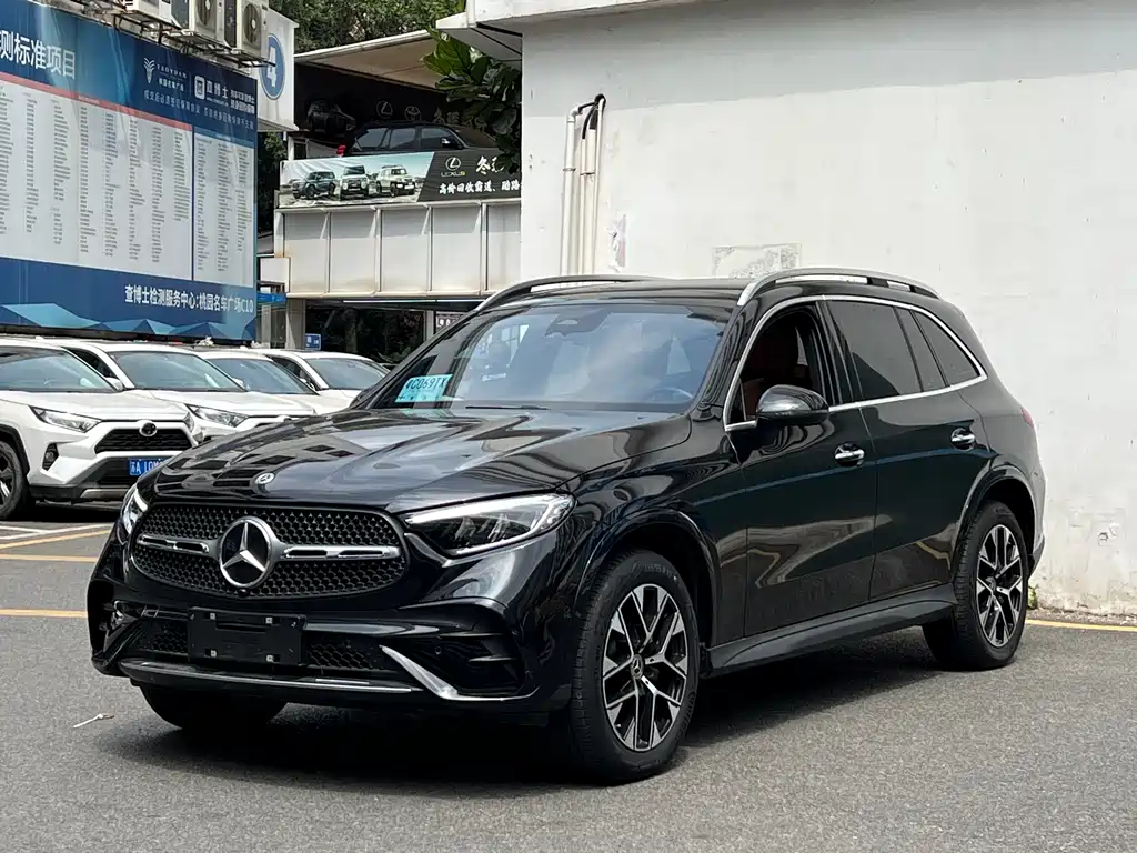 Mercedes-Benz GLC 2024
