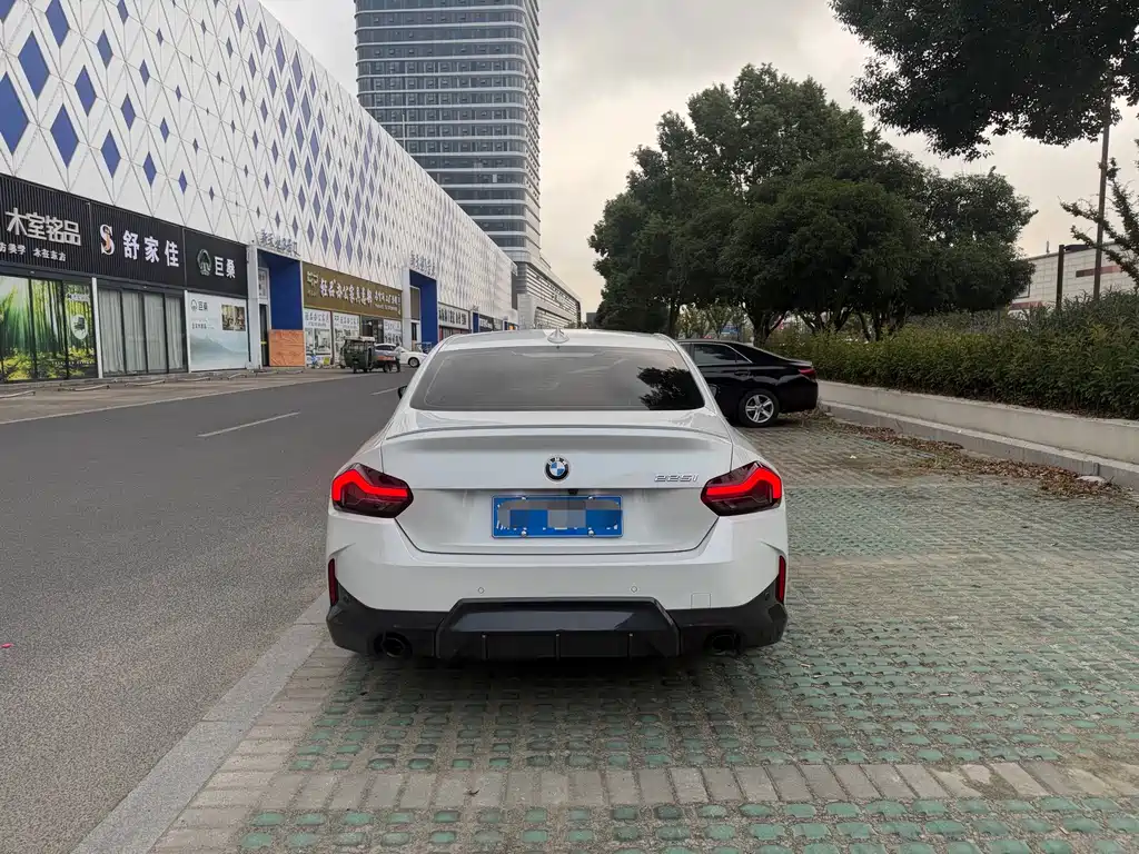 BMW 2 Series (Import) — миниатюра 6