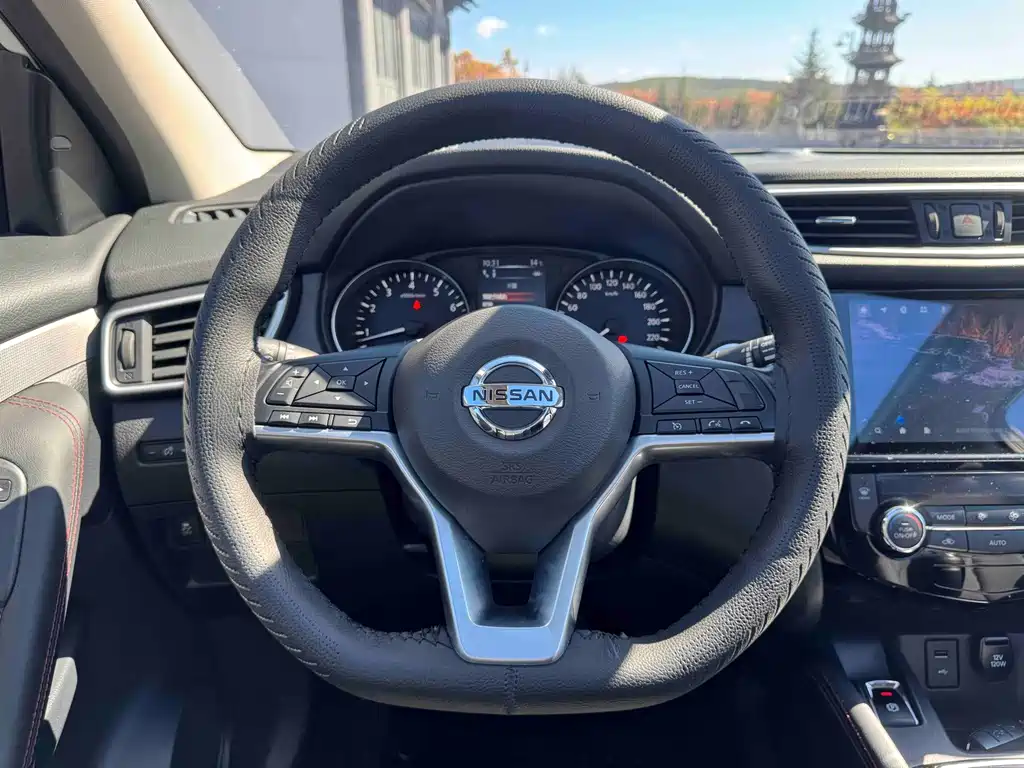 Nissan Qashqai — миниатюра 15