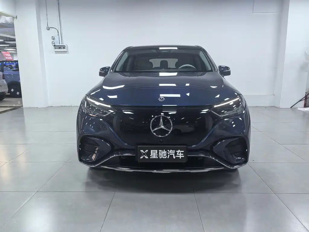Mercedes-Benz EQE SUV 2023