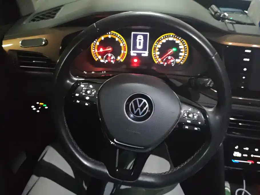 Volkswagen Tharu — миниатюра 15