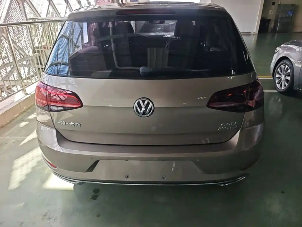 Volkswagen Golf — миниатюра 6